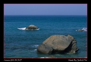 藍天、沙灘、海浪、墾丁