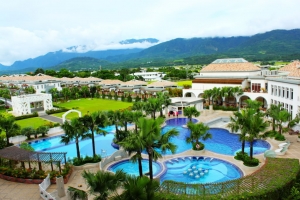 台東日暉渡假村 游泳池一景