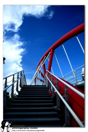 走上去就是天堂了....一張流byLenny