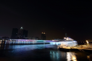 高雄愛河-夜曝船軌