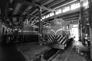 黑白版 扇形車庫