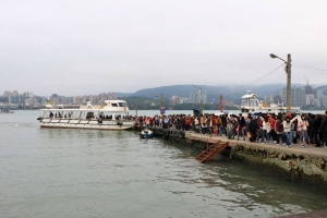 帶著女王初六逛八里之絕對是來騙分的