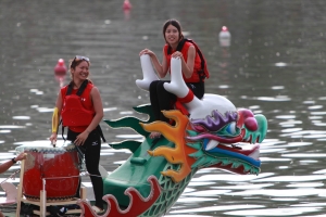 高雄愛河龍舟賽奪標者