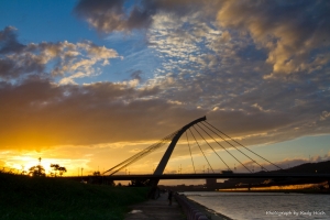 大直橋雨前的夕陽