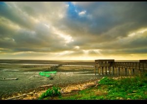 颱風天之王功漁港