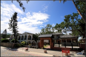 帶著新鏡試拍去..安平亂拍