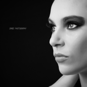 【詹姆斯摄影】魅力独特的黑白影像，昔日芳华依旧在的感