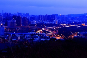 高雄風景_國道十號左營段車軌