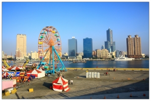 春節愛河夜攝中(圖多慎入)
