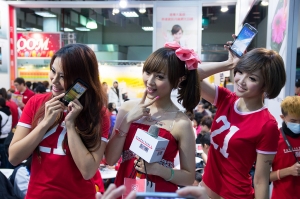 女王不在家,放牛吃青草囉~~~~~