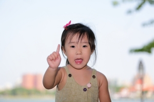 我的寶貝女兒小紜(左營萬年季)