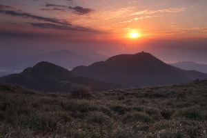 首次登上大屯山...