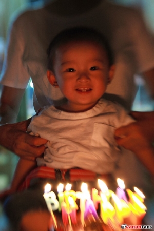 生日快樂。周小弟滿週歲了！