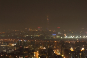台北內湖 劍南山 夜拍