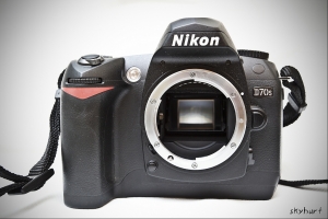再見 Nikon D70s