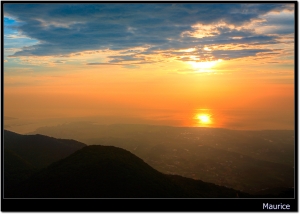 夕陽夜景 --- 變化莫測的 大屯山主峯