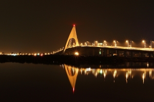 失望的 --鵬灣跨海大橋--