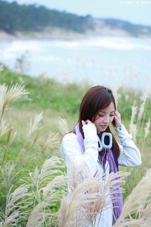 去年秋天...凱倫美眉