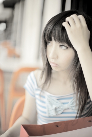 婷婷。娜拉。小優