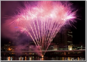 Canon D60 - 布里斯本浴佛節煙火!!