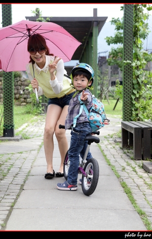 【Q弟弟隨拍】2013.4月 DINO生活照