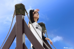 拍人像沒藍天是吧!...小弟只好自己P一個藍天再加個小彩虹