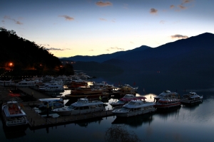 冬末。水社碼頭