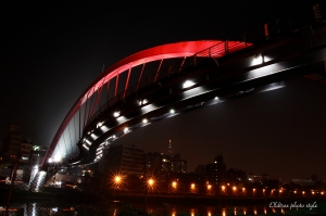 夜探彩虹橋