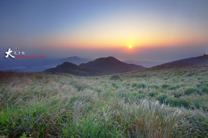 台北 今日大屯山夕照