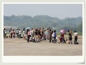 空軍基地打飛機
