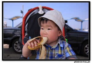 2011-04-02 Brnana boy  by 凱爺