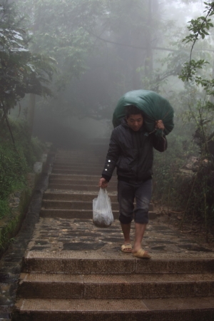 雲南紅河州哈尼族人的生活(1.day )