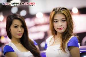 50 F1.4, 135 F2.0 试拍新加坡车展。