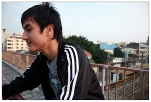 外拍 - 我們的學長MD ((已修復))