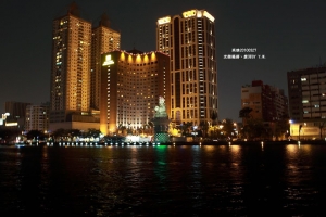 高雄愛河夜警~~黑卡胡亂搖初體驗