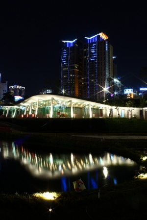 ●●夜拍●● 台中秋紅谷生態園區