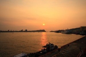 休假沒事高雄夜景試拍之ㄧ