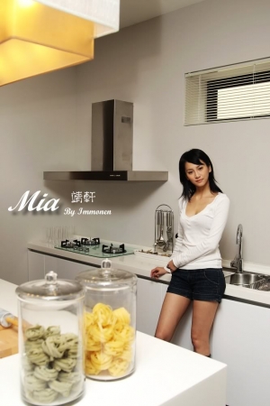 Mia