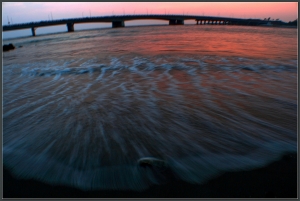 20131012沒彩霞，亂衝浪。