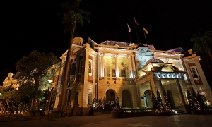 巴洛克式建築夜曝(舊台中市府)