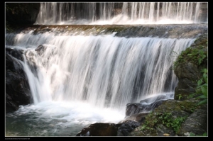 烏來雲仙樂園內的小瀑布