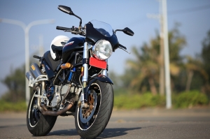 Ducati S2R 800