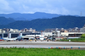 松山機場打鐵鳥--BY好攝客