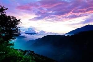 清境農場黃昏風景照--第一次po文~~小心傷眼睛