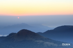 秋芒 . 大屯山