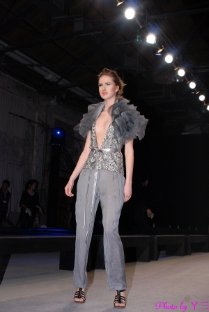 ▲溫慶珠服裝秀▼