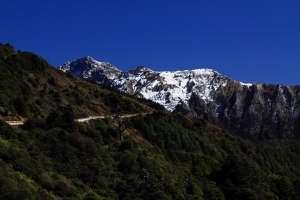 合歡賞雪天氣晴