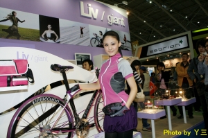 宋紀妍▲Livgiant 女性單車衣▼走秀
