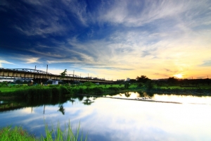 大樹舊鐵橋夕照