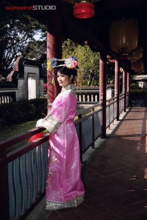 唯希環珠格格拜早年
